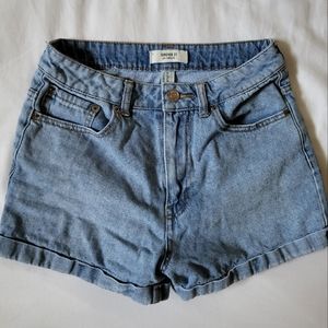 Womens vintage high rise jean light wash denim forever 21 size 24 or 0